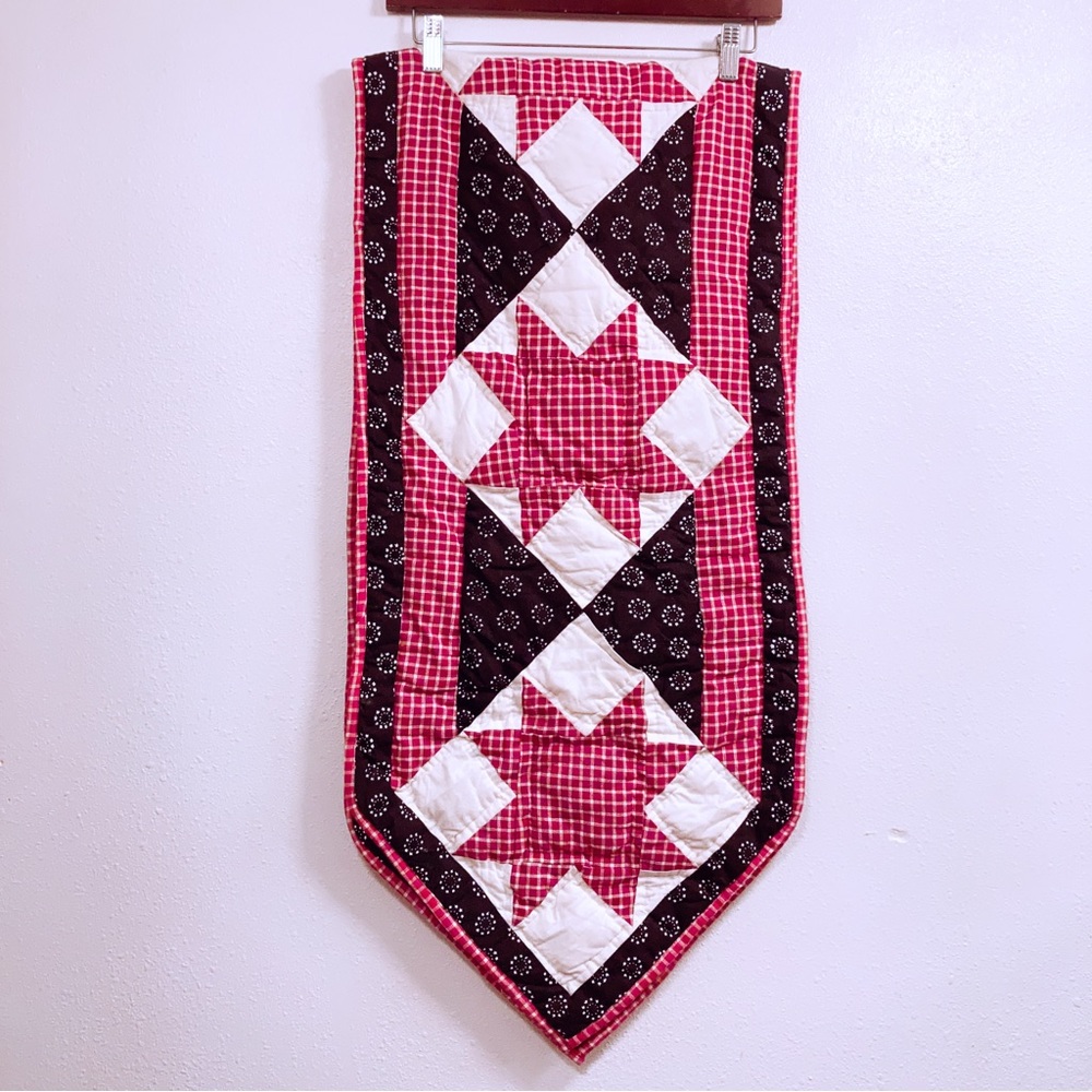 8 Point Stars Handcrafted Quilted Appliqued Table Runner PATRIOTIC Red STARS